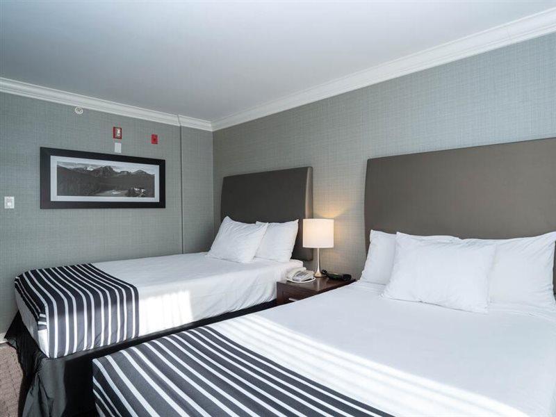 Sandman Hotel Ред-Дір Екстер'єр фото