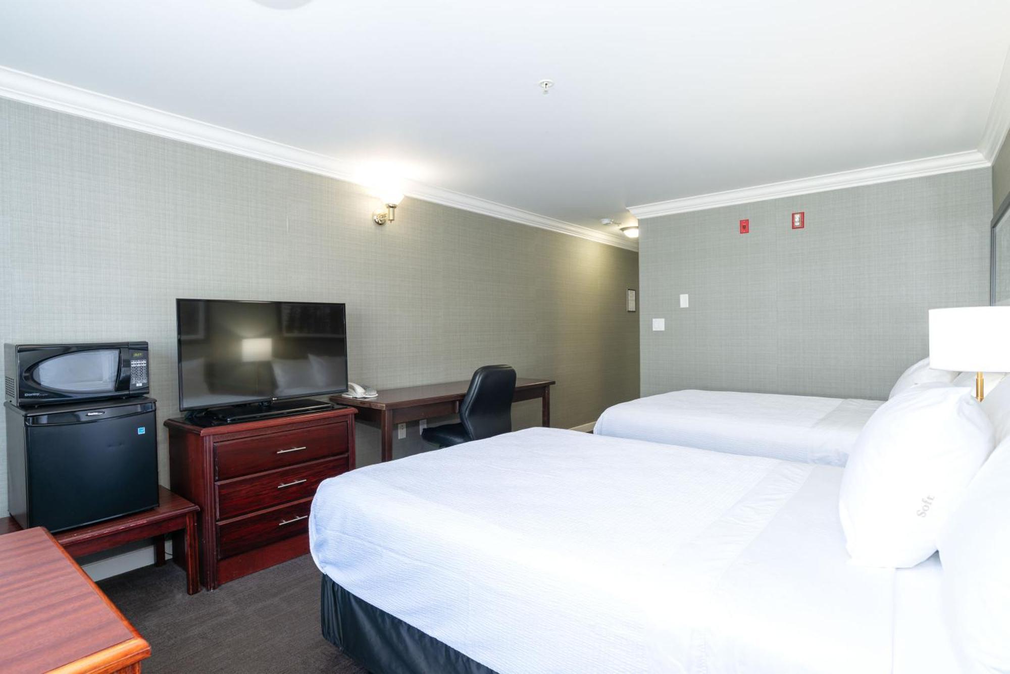 Sandman Hotel Ред-Дір Екстер'єр фото